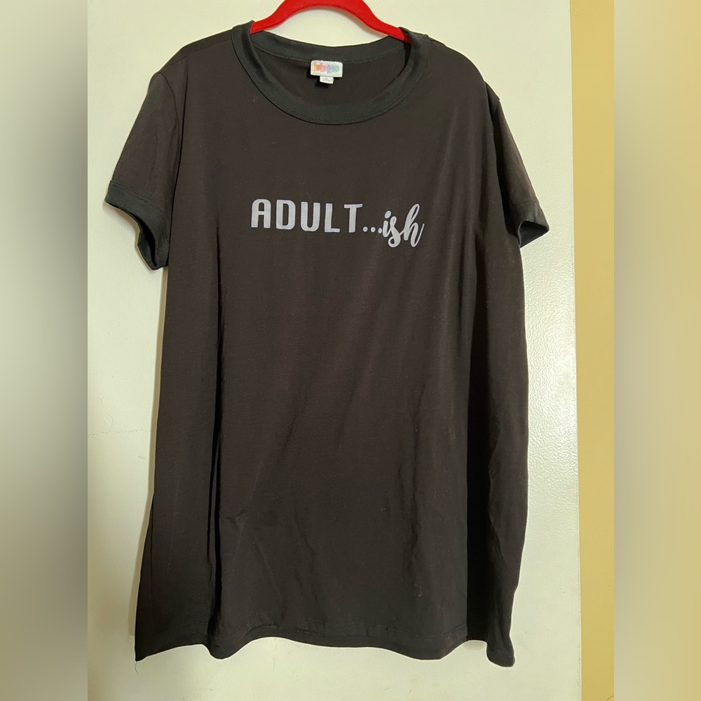 Lularoe Adultish Liv Tee Xl